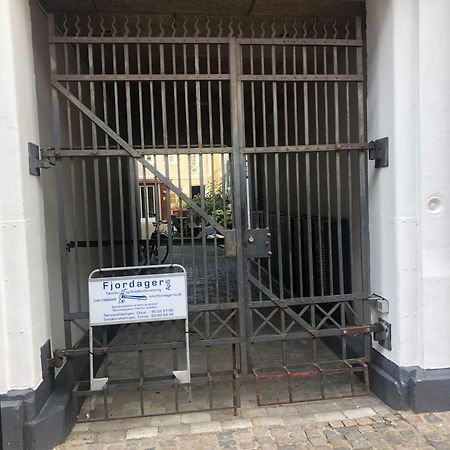 Nyrenoveret Charmerende Lejlighed I Odense C! Apartment Luaran gambar