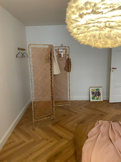 Nyrenoveret Charmerende Lejlighed I Odense C! Apartment Luaran gambar