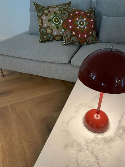 Nyrenoveret Charmerende Lejlighed I Odense C! Apartment Luaran gambar