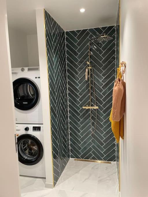 Nyrenoveret Charmerende Lejlighed I Odense C! Apartment Luaran gambar